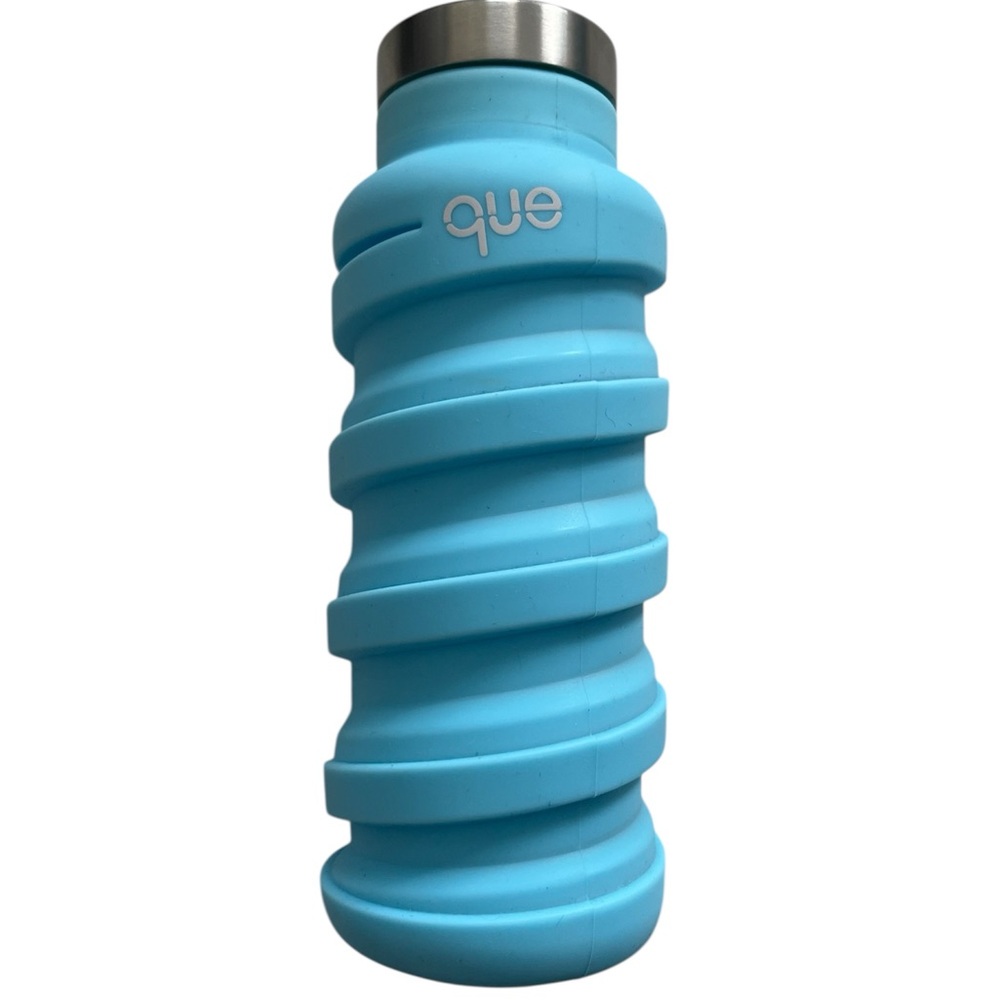 Silicone Bottle in Aqua, Collapsible by Que